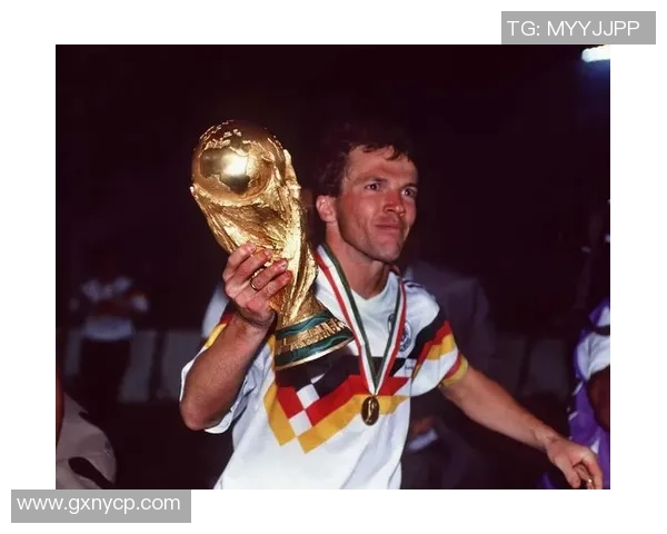 13号球衣传奇再续 足球场上的13号巨星与辉煌时刻 13号球衣传奇再续 足球场上的13号巨星与辉煌时刻