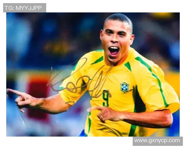 世界足球百发射手盘点：历史上进球最多的传奇球星及其成就解析