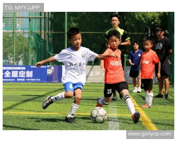 世界足球巨星纷纷送祝福共贺祖国华诞激情传递绿茵深情