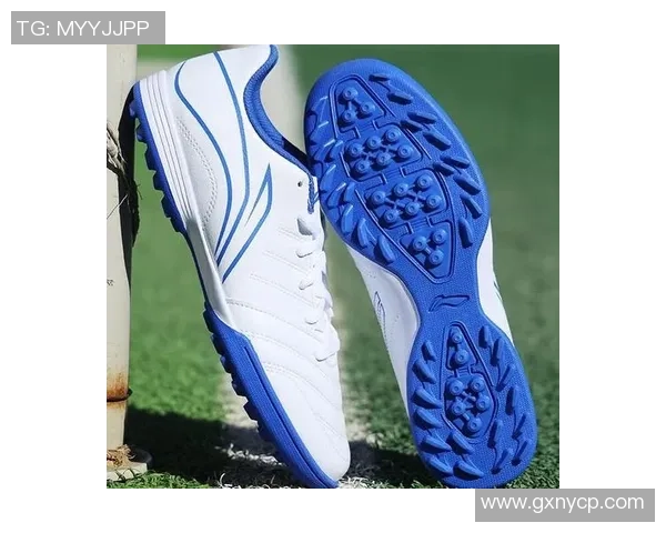 哪位足球巨星的足球鞋最帅？盘点球场上最具设计感与时尚感的鞋款