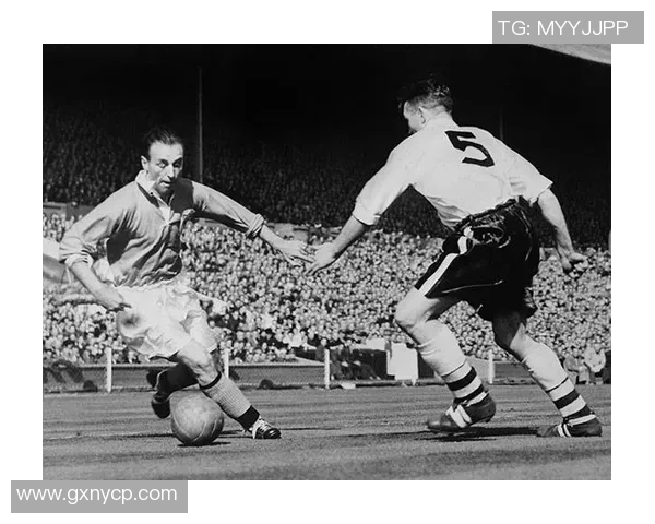 穿3号球衣的足球明星：探寻历史与现代巨星的辉煌与传承